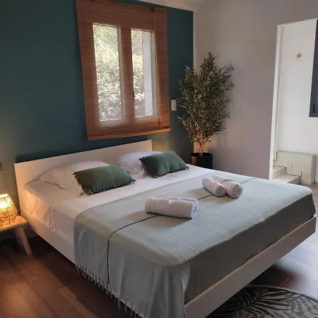 Apartment T5 Perfettu 115 M2, Garden, Pool, 8 Guests *